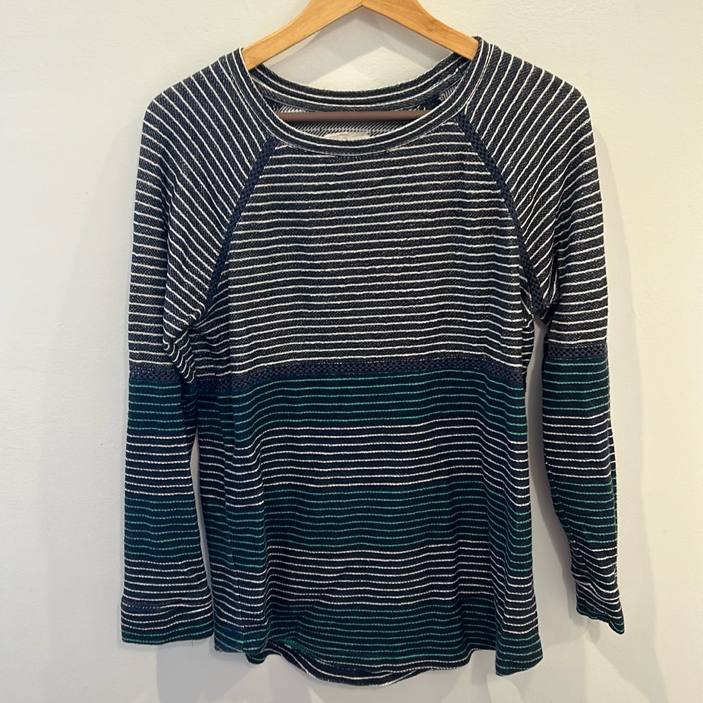 Lou and Grey crew neck sweater/sweatshirt